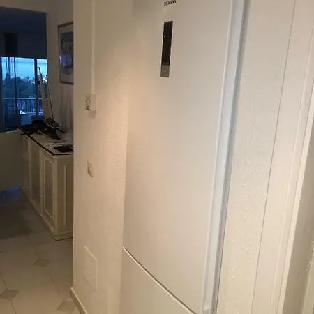 Miraflores Sea View Studio Apartment Sitio de Calahonda